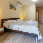 Argyruntum * Starigrad Paklenica
