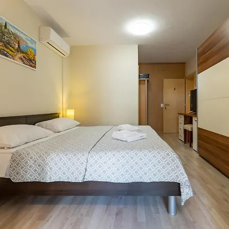 Apartament Argyruntum