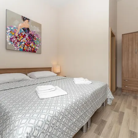Apartamento Argyruntum *