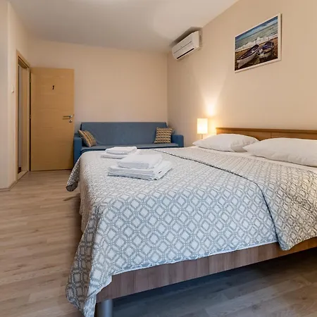 Apartamento Argyruntum